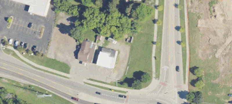 56200 Grand Riv Ave