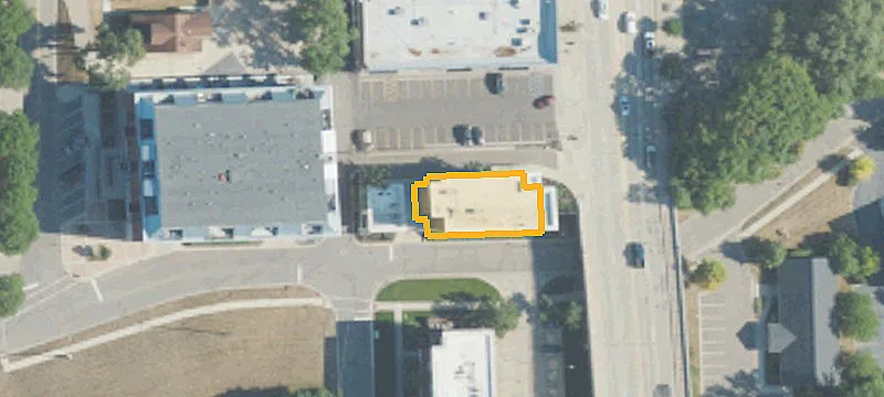 101 Main St