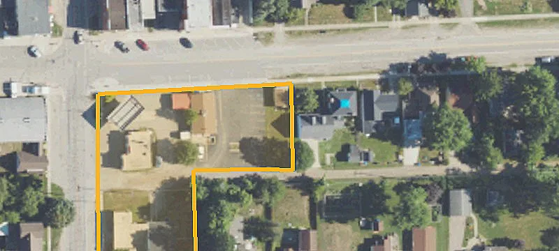 46 Elmwood