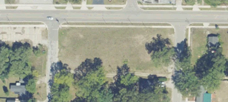 1239 Broadway Ave