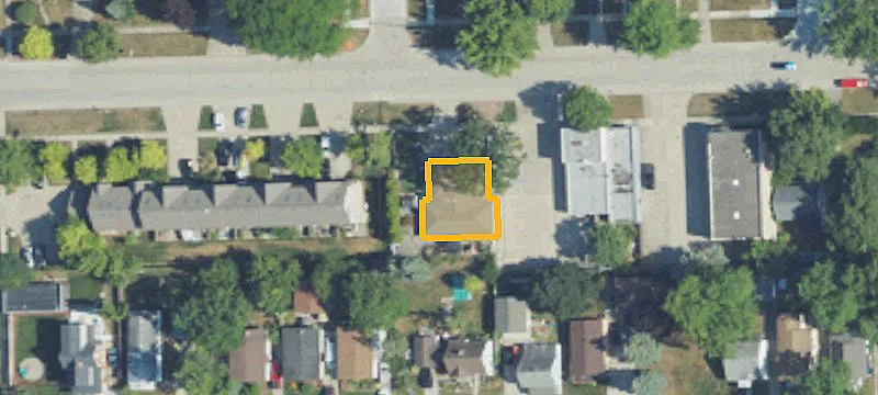 451 Lincoln Ave