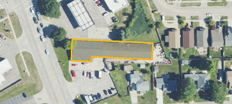 35850 Utica Rd