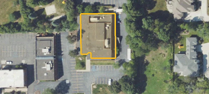800 Long Lk Rd