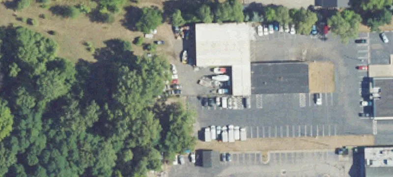 50111 Van Dyke Ave