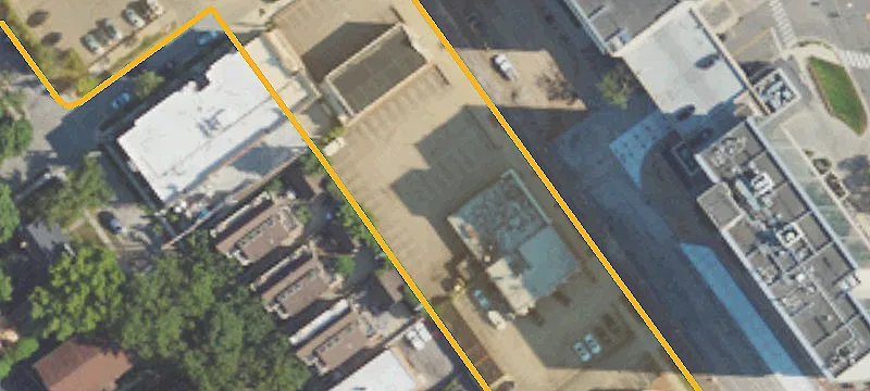588 Old Woodward Ave