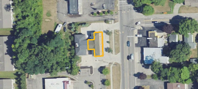 2500 Un Lk Rd