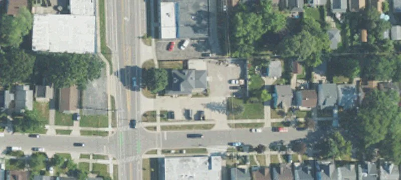 910 Hilton Rd