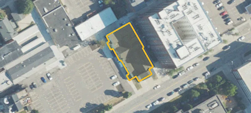 80 Alexandrine St