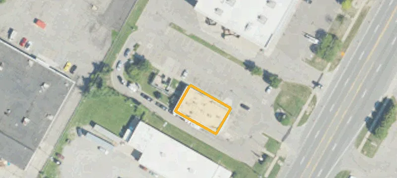 34897 Groesbeck Hwy