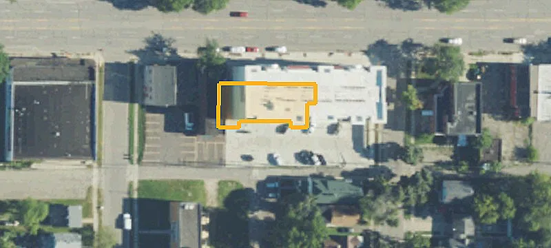 2216 Michigan Ave