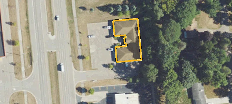 2633 Lapeer Rd