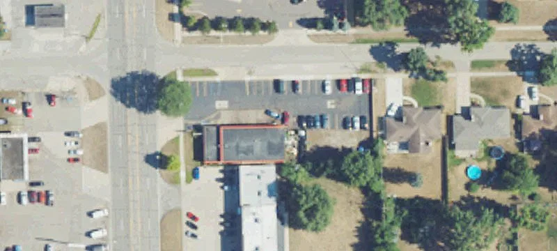 46870 Van Dyke Ave