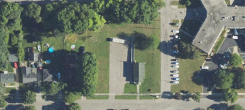 625 Armstrong Rd