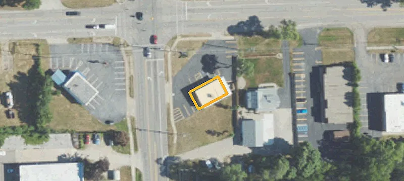 2995 Pontiac Lk Rd