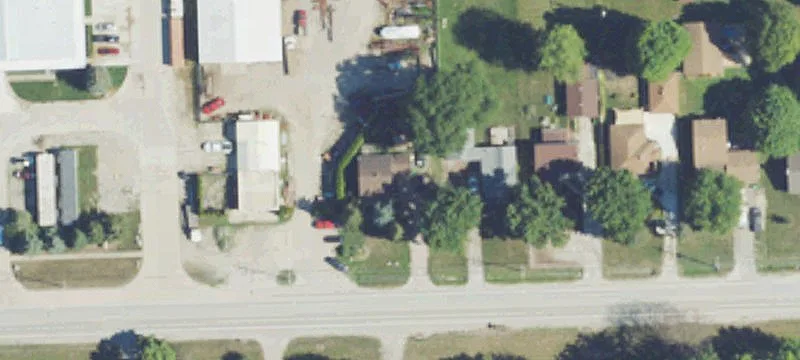21138 Huron Riv Dr