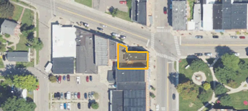105 Main St