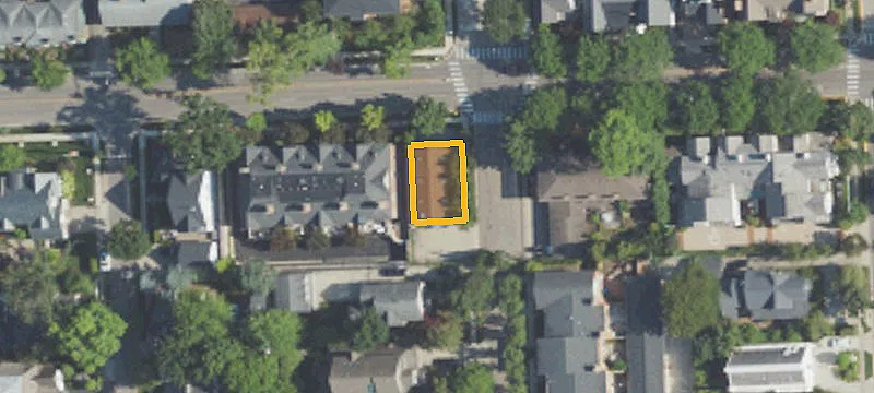 407 Brown St
