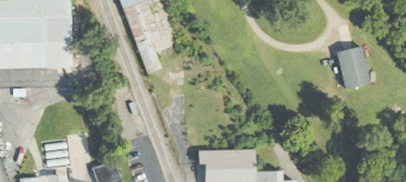 744 Es St