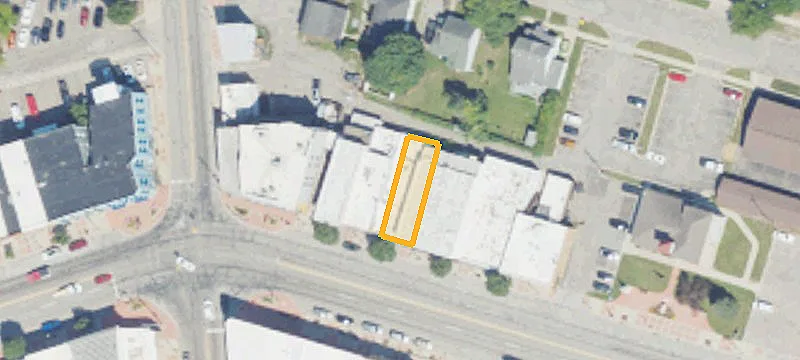 125 Grand Riv Ave