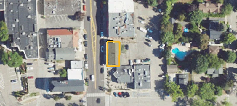 22 Main St