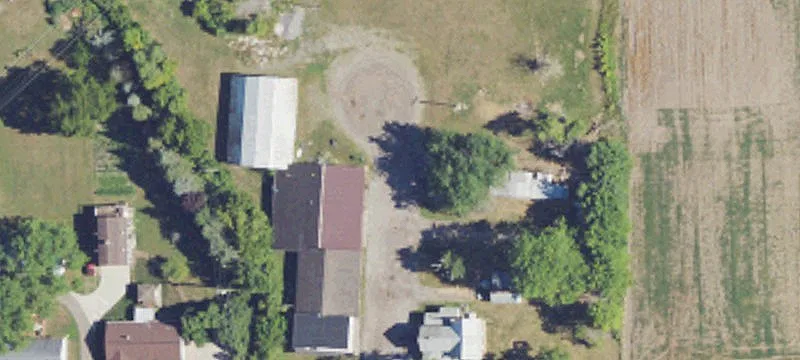 803 Nadeau Rd