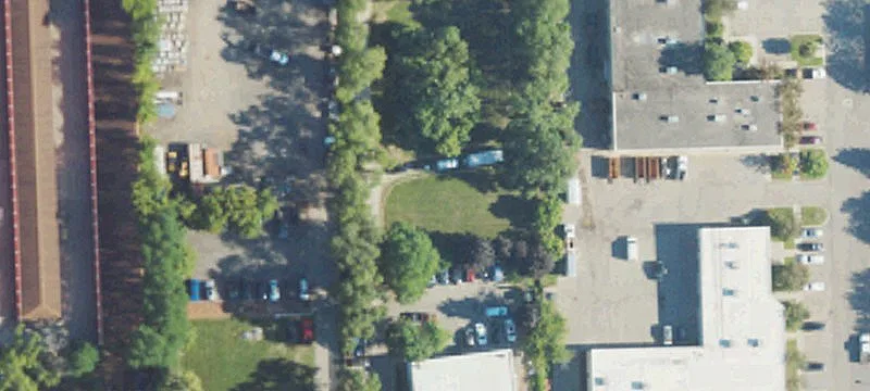 2025 Ew Maple Rd
