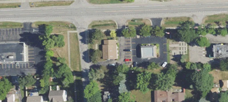 2627 Pontiac Lk Rd