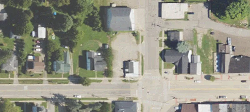 100 Main St