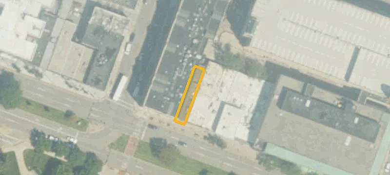 307 Grand Riv Ave, Unit 15