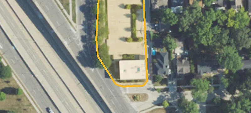 24280 Woodward Ave