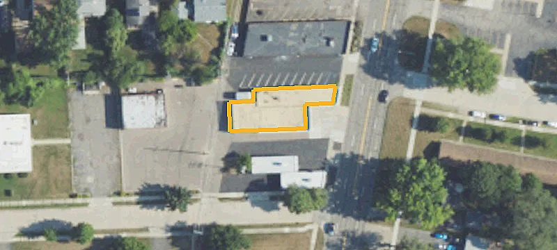 136 Rochester Rd