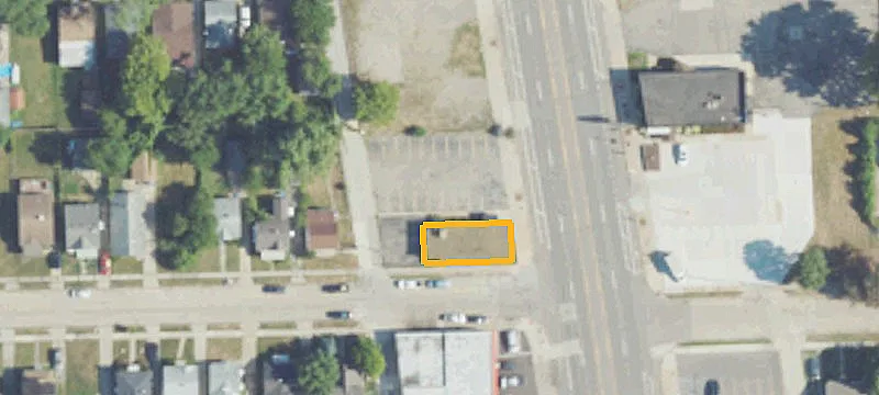 21511 Van Dyke Ave