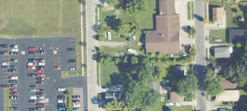 739 James St