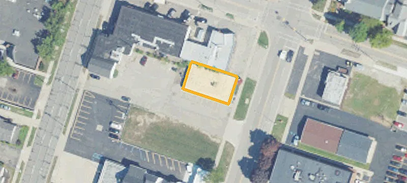 126 Main St