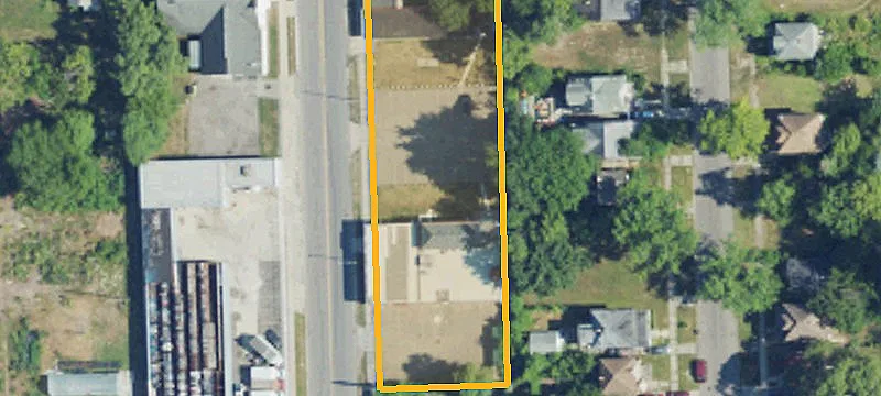 20030 John R St