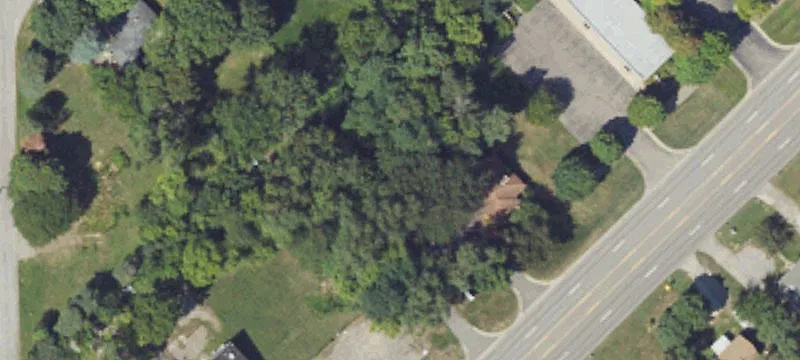 2595 Lapeer Rd