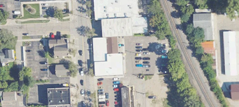211 Main St