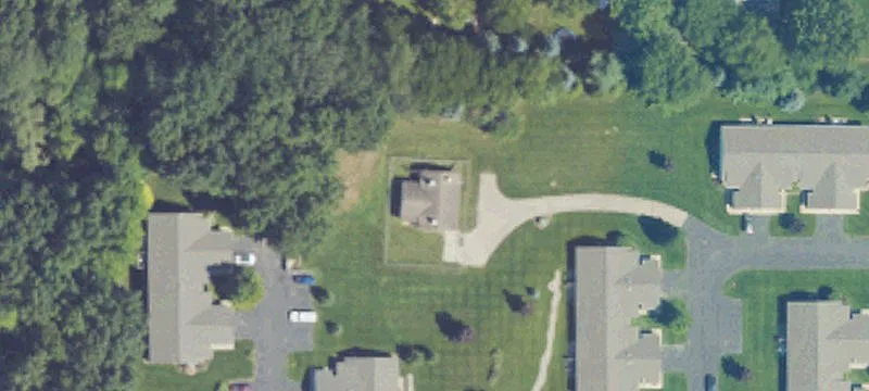 7131 Myers Lk NE Ave