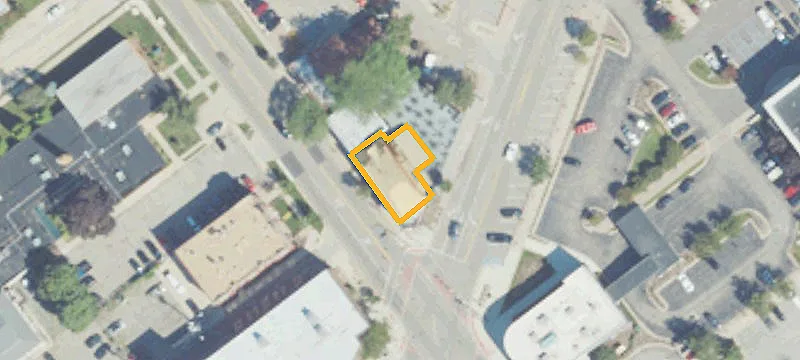 101 Main St