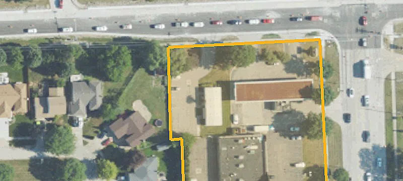 3850 Metropolitan Pkwy