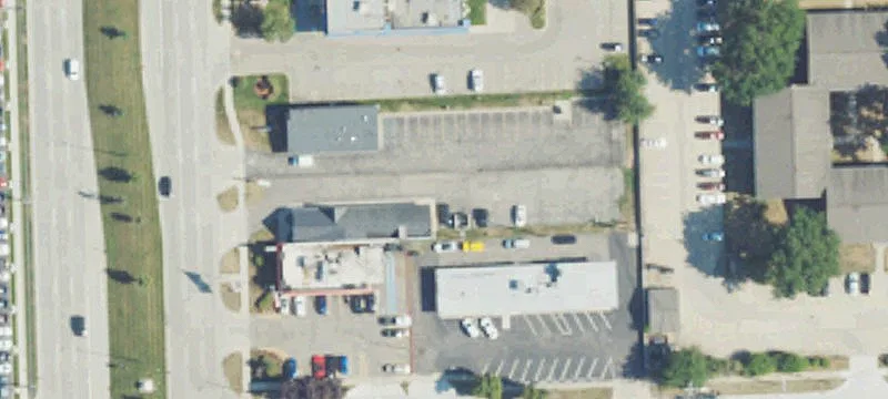 40120 Van Dyke Ave