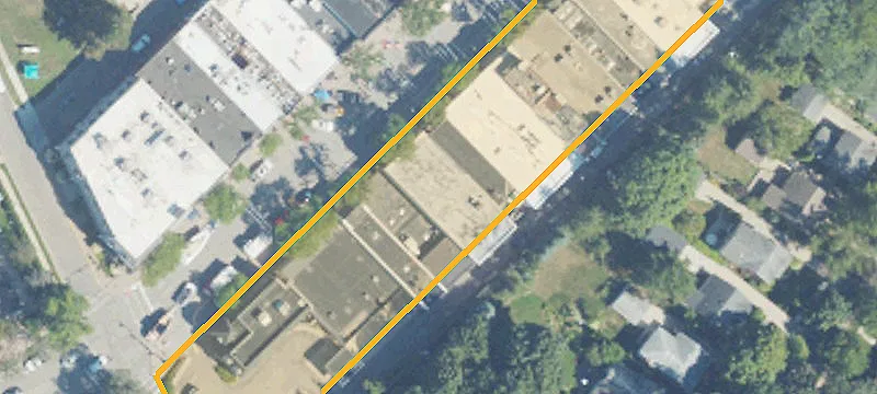 82 Kercheval Ave