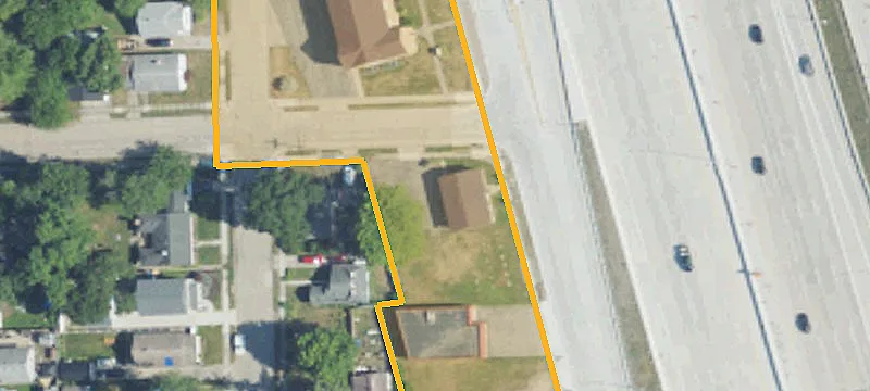 23233 Chrysler Dr