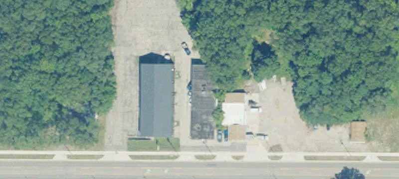 930 Broadway Ave