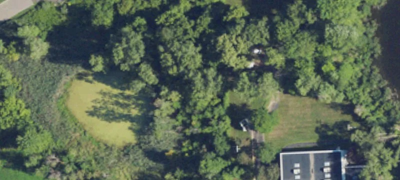 1200 Ww Maple Rd