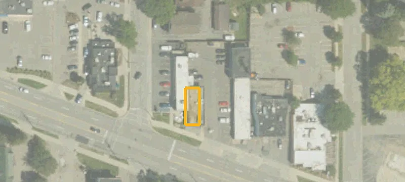 1203 Grand Riv Ave, Unit 4
