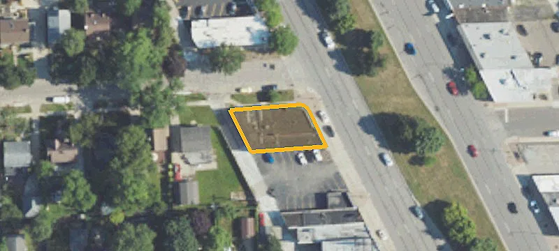 23365 Woodward Ave
