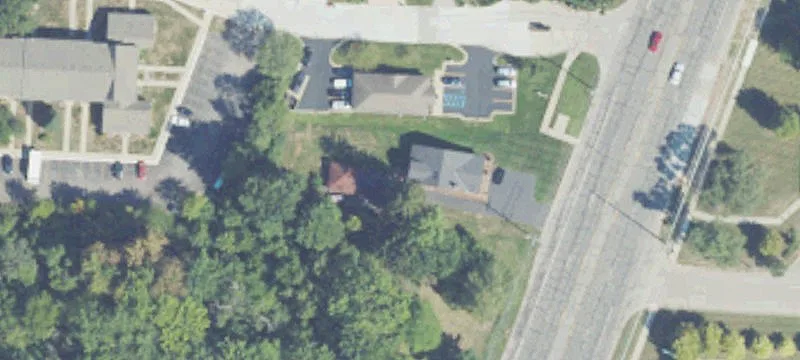 44045 Gratiot Ave