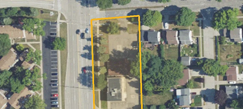 870 Crooks Rd