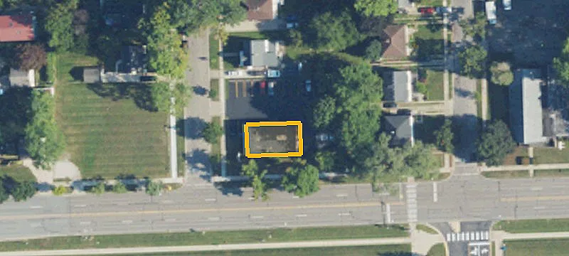606 Stadium Blvd